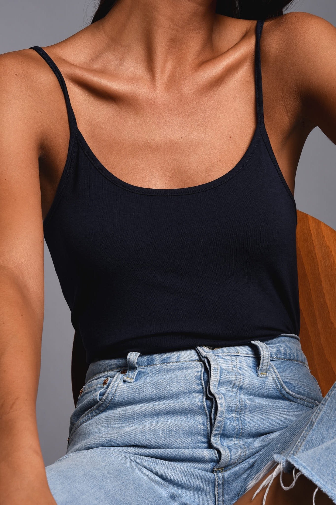 Top Spallini Sottili in Cotone Modal Scollo Tondo