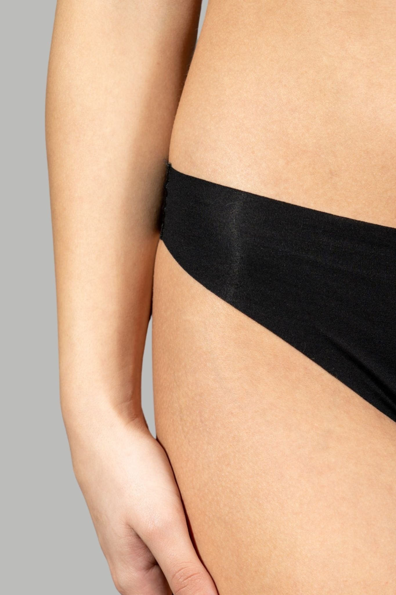 Brasiliano in Cotone Elasticizzato Taglio Laser