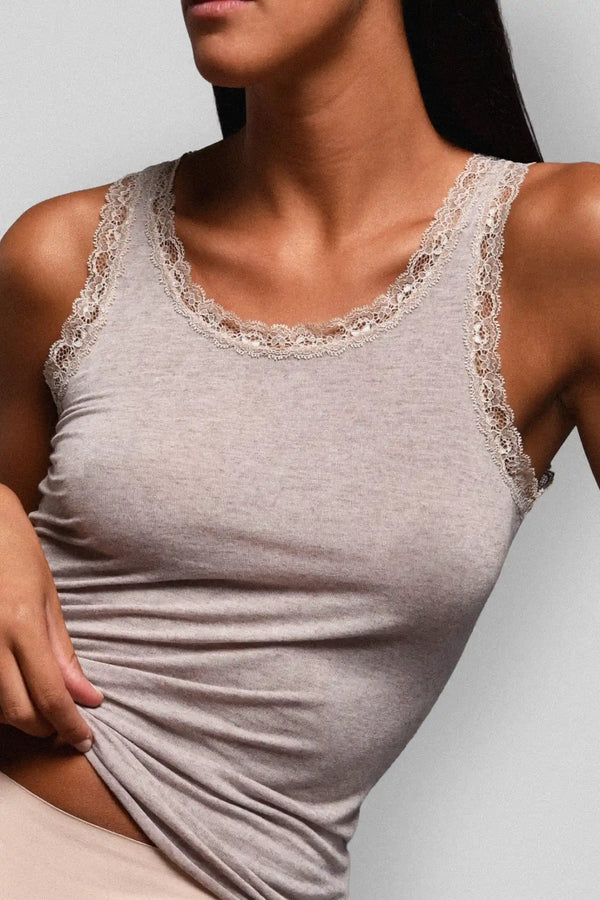 Canotta a Spalla Larga in Modal Ultralight con Cashmere e Pizzo