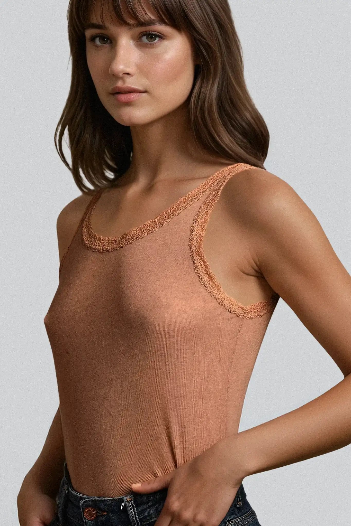 Canotta a Spalla Larga in Modal Ultralight con Cashmere e Pizzo