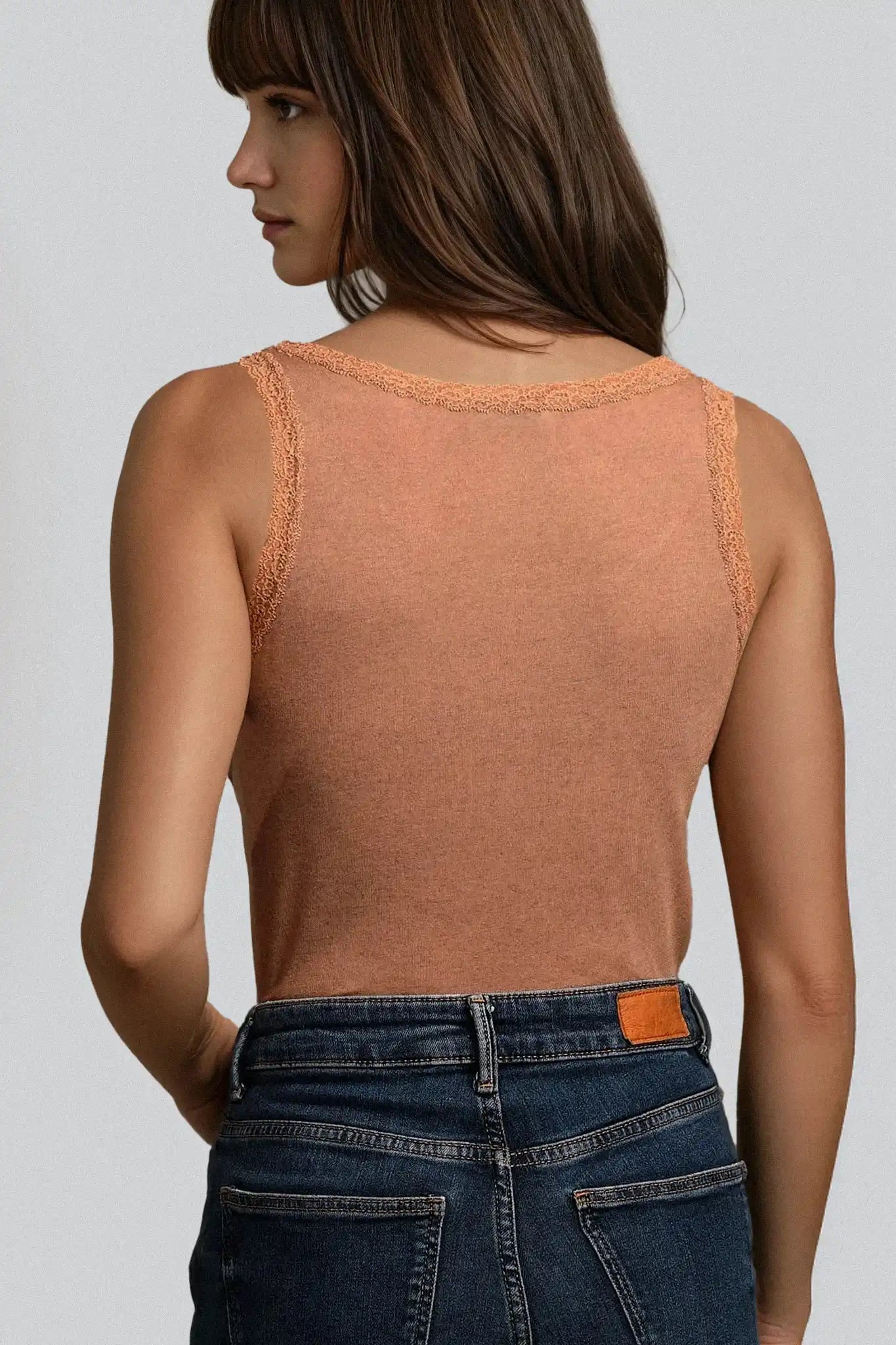 Canotta a Spalla Larga in Modal Ultralight con Cashmere e Pizzo