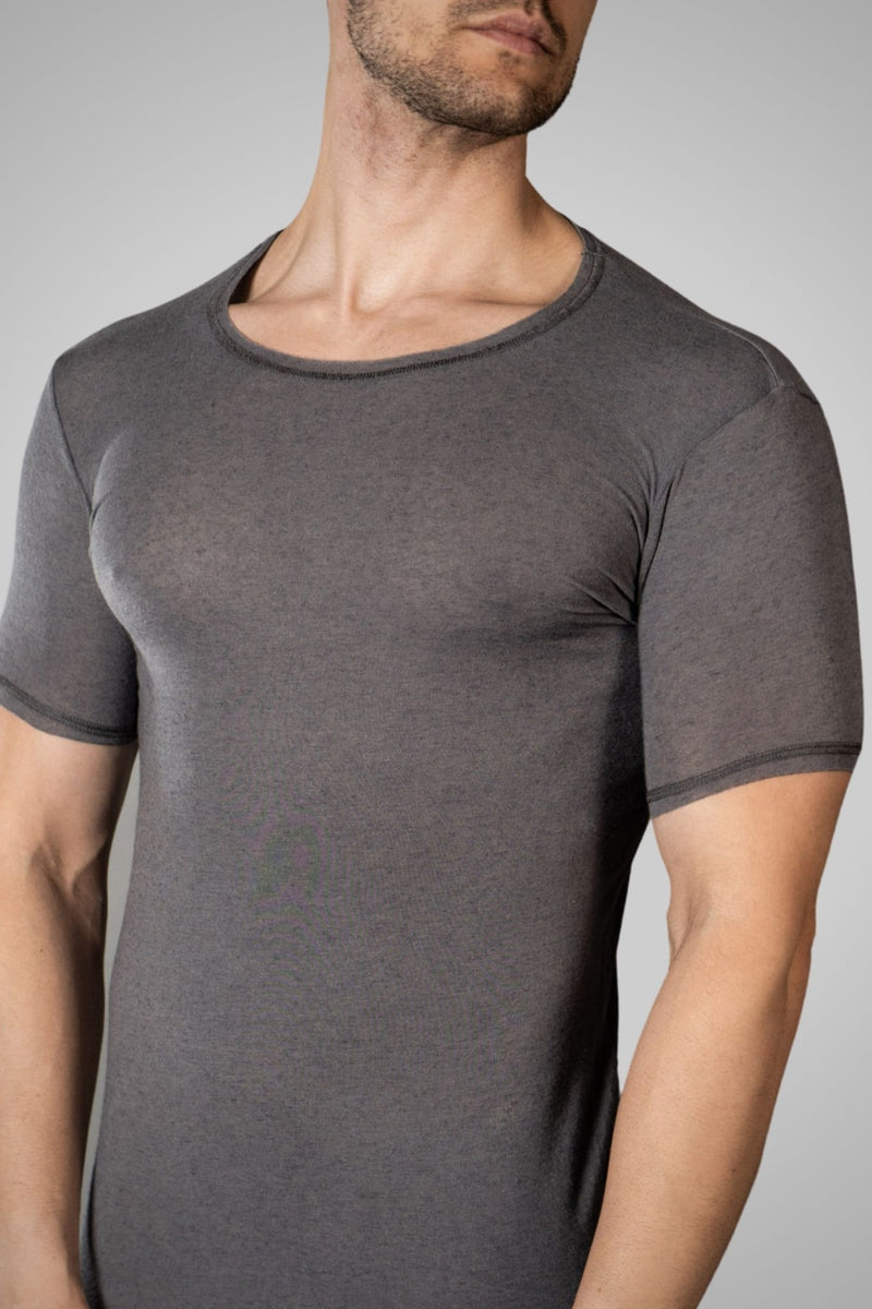 Maglia a Manica Corta in Modal Ultralight con Cashmere